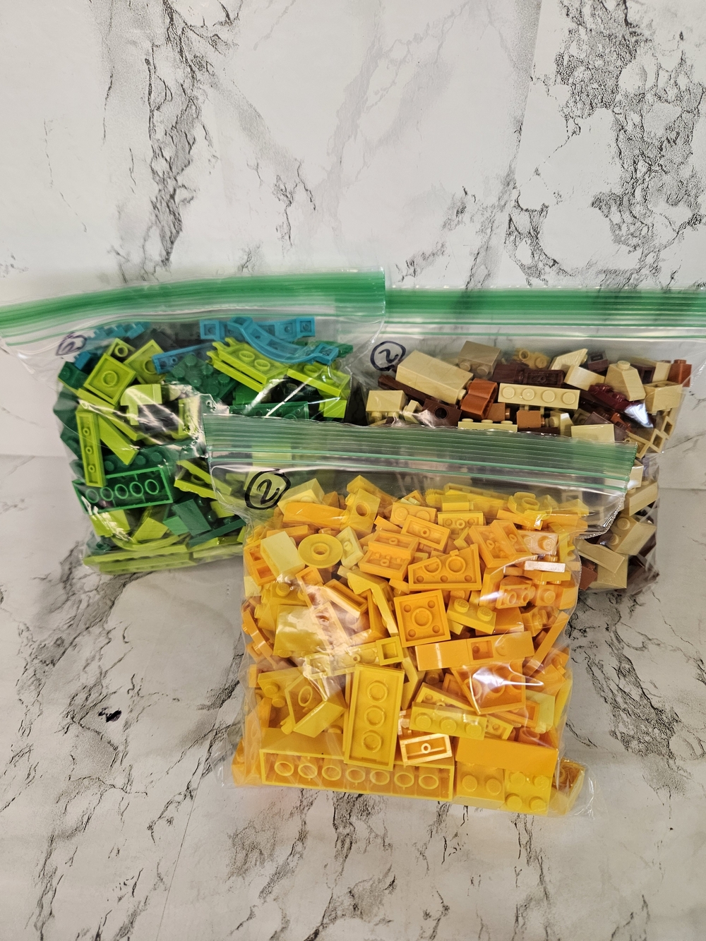 Lego Yellow, Green & Brown Bricks Lot N. 2